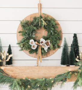 Holiday Wreath Workshop with Christina Holmquist of C. Holmquist Design @ etúHOME Store |  |  | 