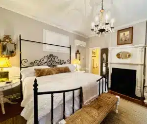 Bijou Boutique Inn